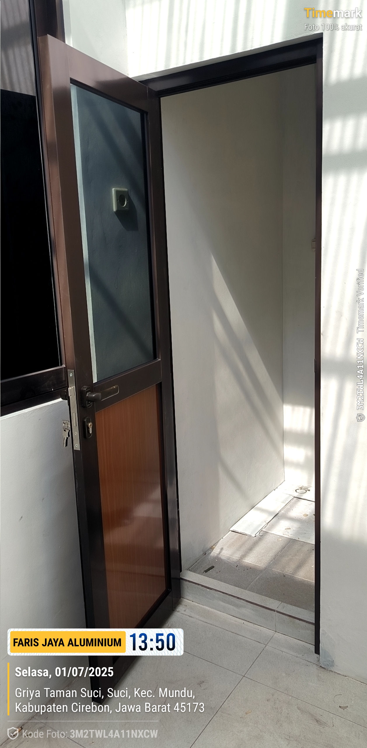 Pintu Swing